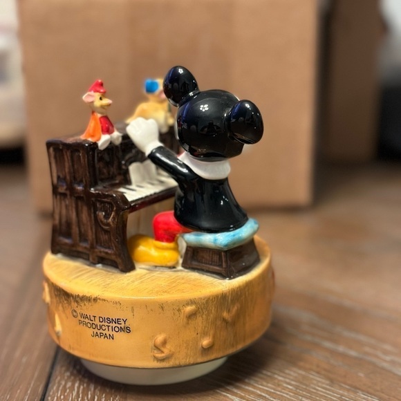 Disney Mickey Mouse Piano Rotating Music - Picture 3 of 7